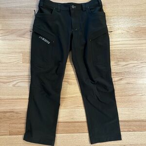 KUIU Men's Black Attack Pants
